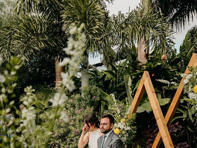 La boda de Carlos y María en Las Palmas De Gran Canaria, Las Palmas 28