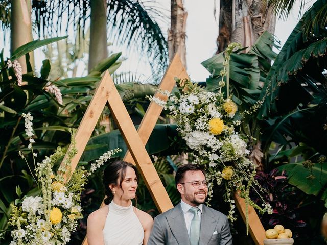 La boda de Carlos y María en Las Palmas De Gran Canaria, Las Palmas 31