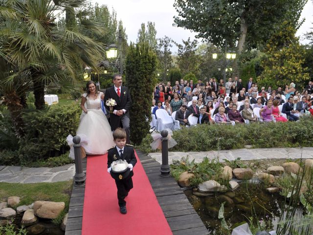 La boda de Alberto y Débora en Galapagar, Madrid 12