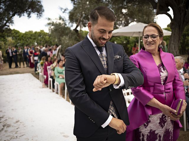 La boda de María Jesús y Álvaro en Cáceres, Cáceres 16