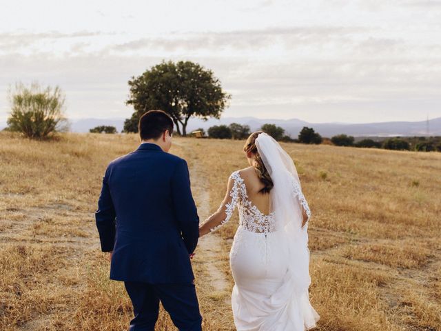 La boda de Enrique y Verónica en La Torre De Esteban Hambran, Toledo 27