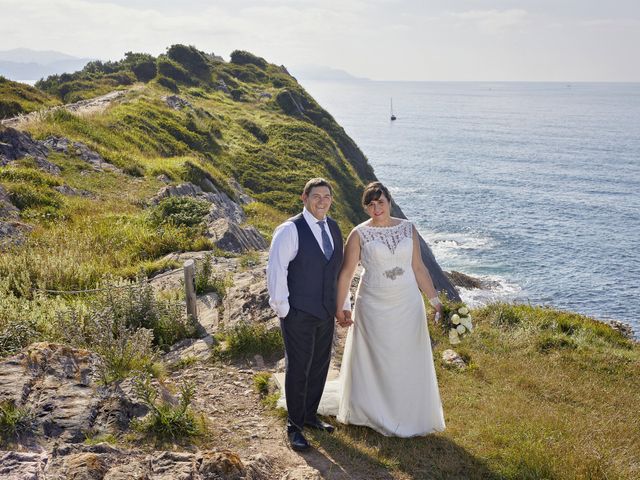 La boda de Arkaitz y Ainhoa en Itziar, Guipúzcoa 13