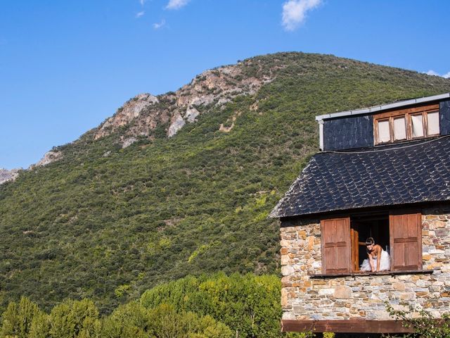 La boda de Dani y Dana en San Andres De Montejos, León 36