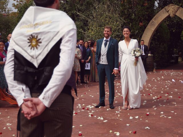 La boda de Andoitz y Leire en Laguardia, Álava 76