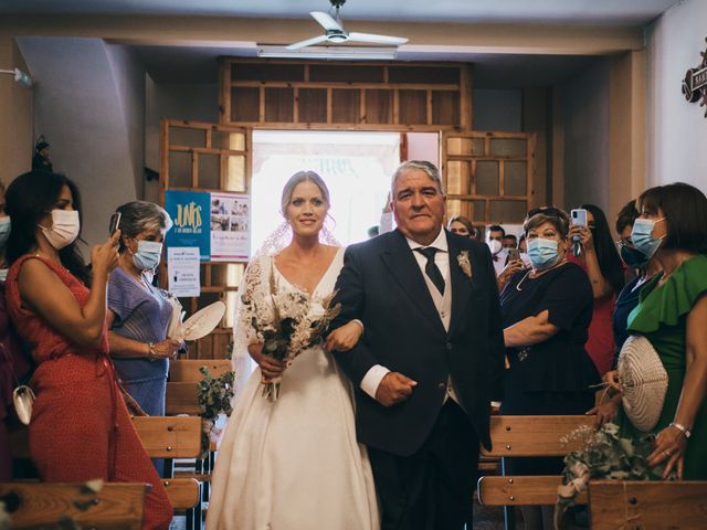 La boda de Pablo y Mireia en Casas Ibañez, Albacete 28