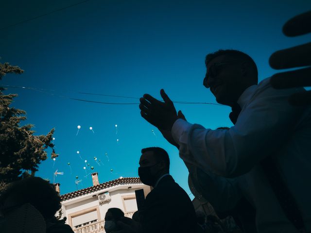 La boda de Pablo y Mireia en Casas Ibañez, Albacete 36