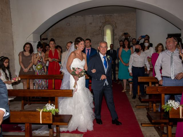 La boda de Juan y Laura en Arroyo De La Encomienda, Valladolid 27