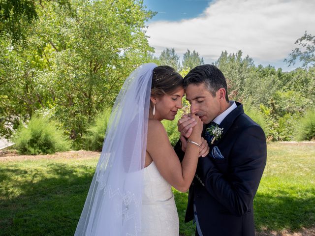 La boda de Juan y Laura en Arroyo De La Encomienda, Valladolid 35