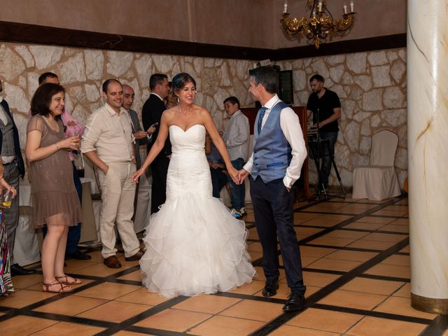 La boda de Juan y Laura en Arroyo De La Encomienda, Valladolid 49