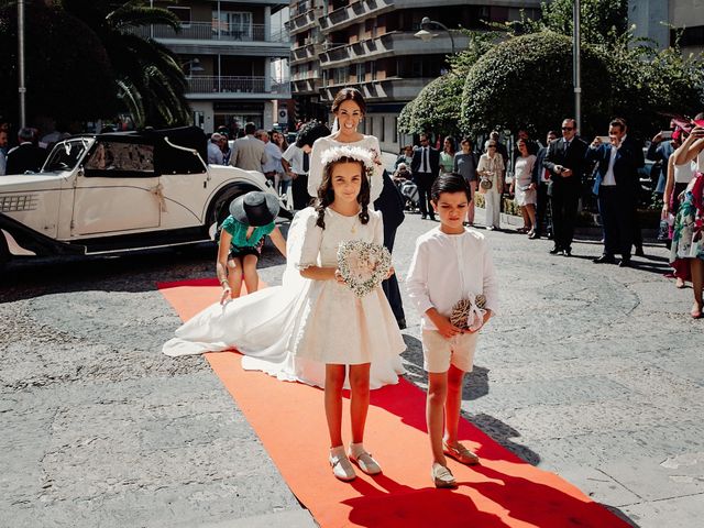 La boda de Carlos y Maite en Ballesteros De Calatrava, Ciudad Real 37