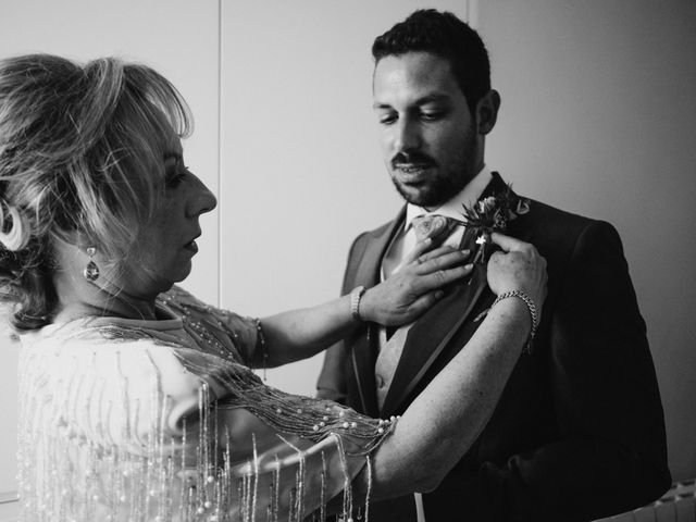 La boda de Edgar y Lourdes en Valencia, Valencia 11