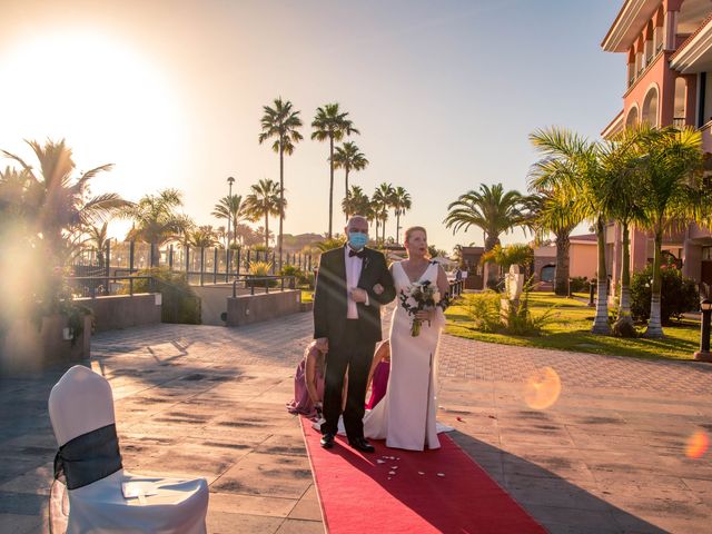 La boda de Carlos y Ana en Adeje, Santa Cruz de Tenerife 24