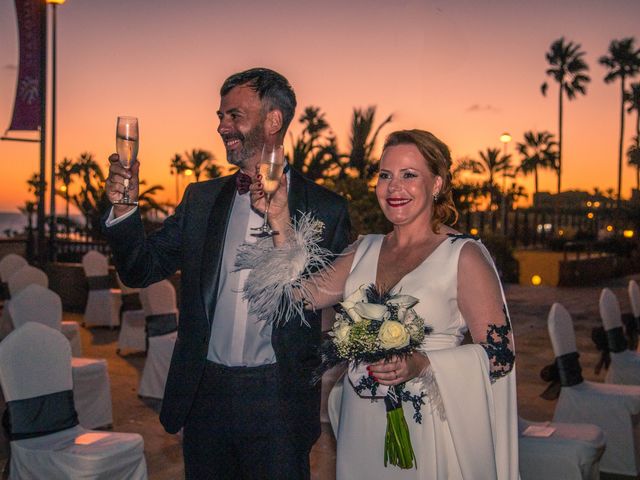 La boda de Carlos y Ana en Adeje, Santa Cruz de Tenerife 40