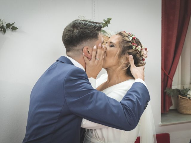 La boda de Marian y Abraham en Arcos De La Frontera, Cádiz 33