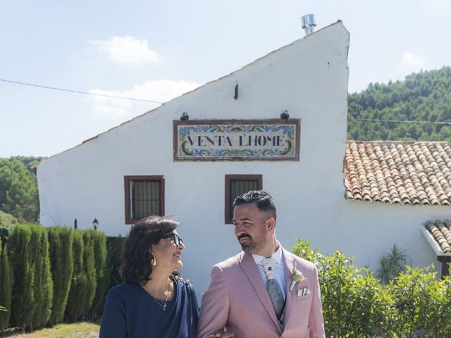 La boda de Antonio y Estefanía en Siete Aguas, Valencia 23