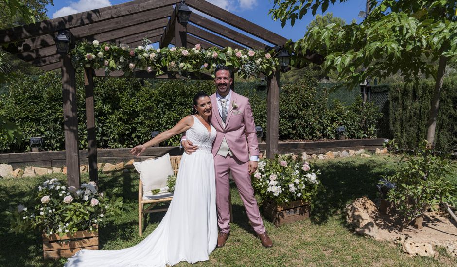 La boda de Antonio y Estefanía en Siete Aguas, Valencia