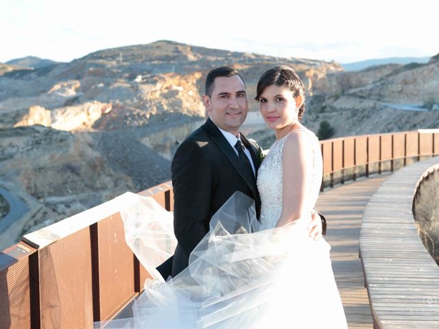 La boda de Juan Carlos y Lorena en Olula Del Rio, Almería 88