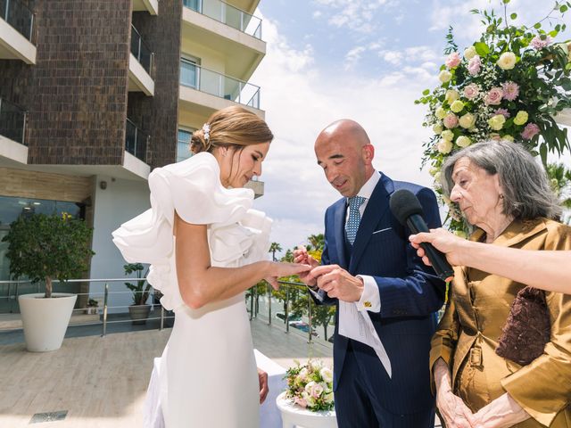 La boda de Gonzalo y Raquel en Alacant/alicante, Alicante 39