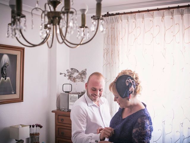 La boda de Javi y Noemi en Burriana, Castellón 5