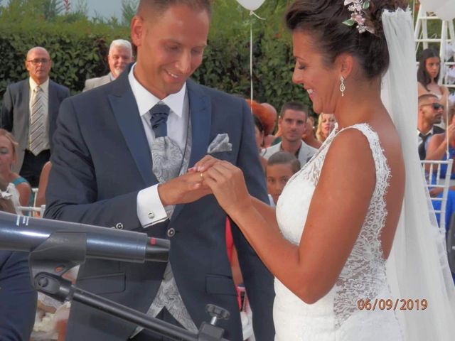 La boda de Daniel  y Cristi  en Viñuela, Ciudad Real 19