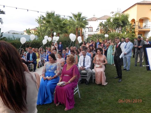 La boda de Daniel  y Cristi  en Viñuela, Ciudad Real 22