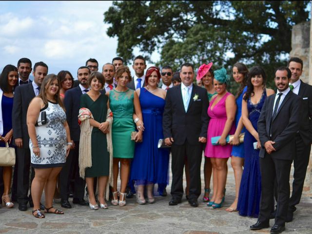 La boda de juan  y leticia en San Vicente De La Barquera, Cantabria 21