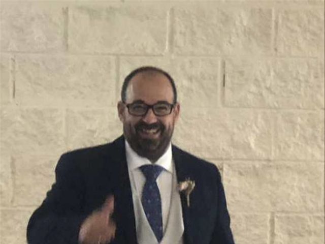 La boda de Fernando y Rocío  en Sevilla, Sevilla 5