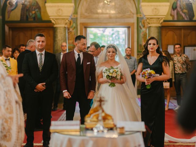 La boda de Raluca y Adrian en Alzira, Valencia 2