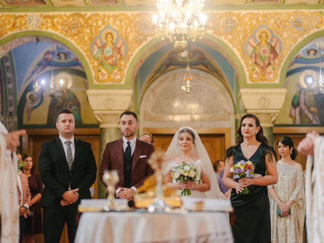 La boda de Raluca y Adrian en Alzira, Valencia 4