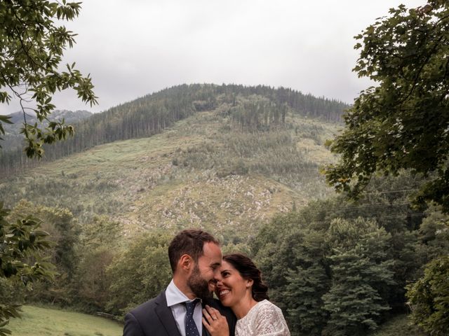 La boda de Borja y Aida en Markina-xemein, Vizcaya 35