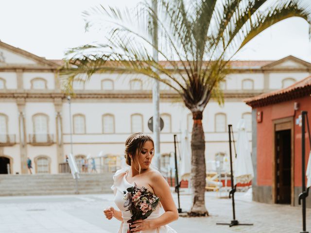 La boda de Santiago y Natalia en Puerto De La Cruz, Santa Cruz de Tenerife 44