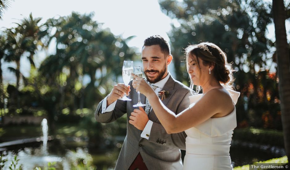 La boda de Santiago y Natalia en Puerto De La Cruz, Santa Cruz de Tenerife