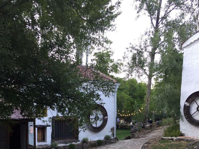 La boda de Miguel y Ana en Ventosilla Y Tejadilla, Segovia 4