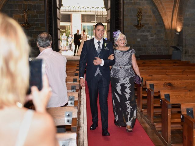 La boda de Aritz y Samira en Pamplona, Navarra 2