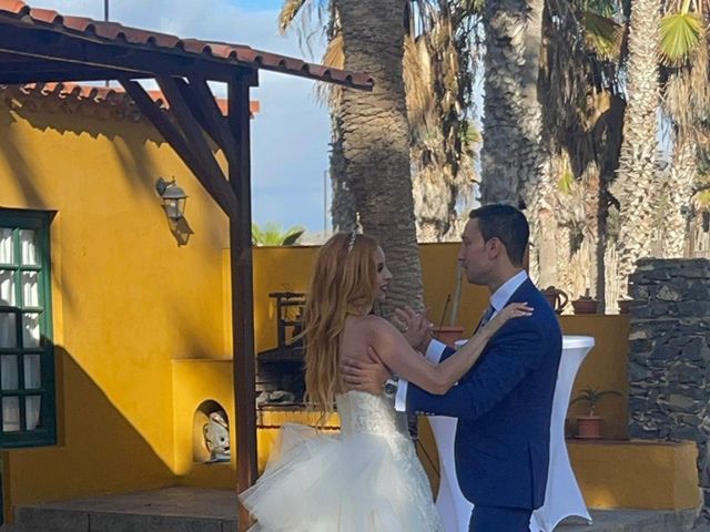 La boda de Oliver y Yurena en San Juan, Las Palmas 18
