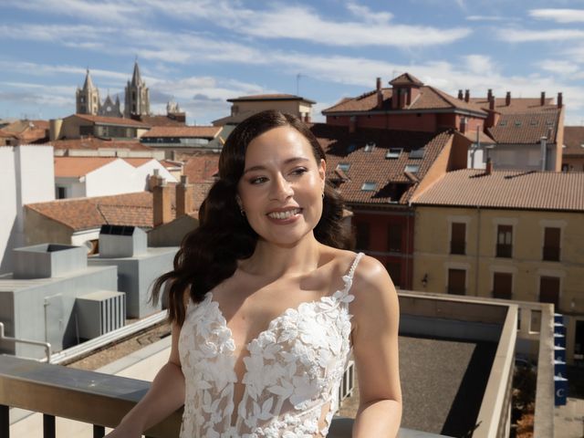 La boda de Nico y Jesica en León, León 19