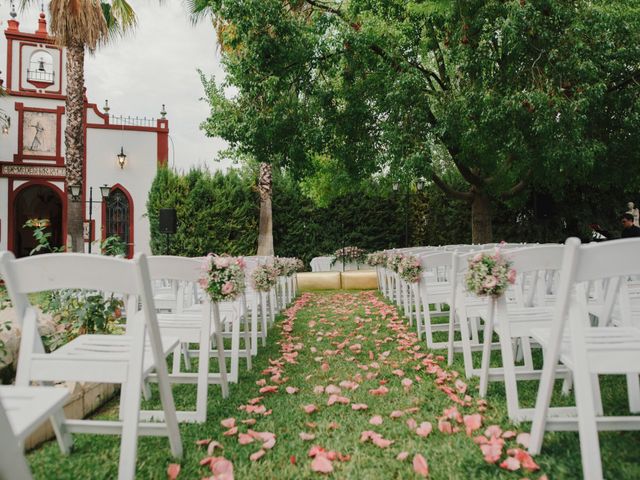 La boda de Alfonso y Silvia en Puente Genil, Córdoba 40