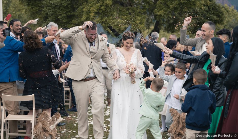 La boda de Marc y Mika en Vilanova De Sau, Barcelona