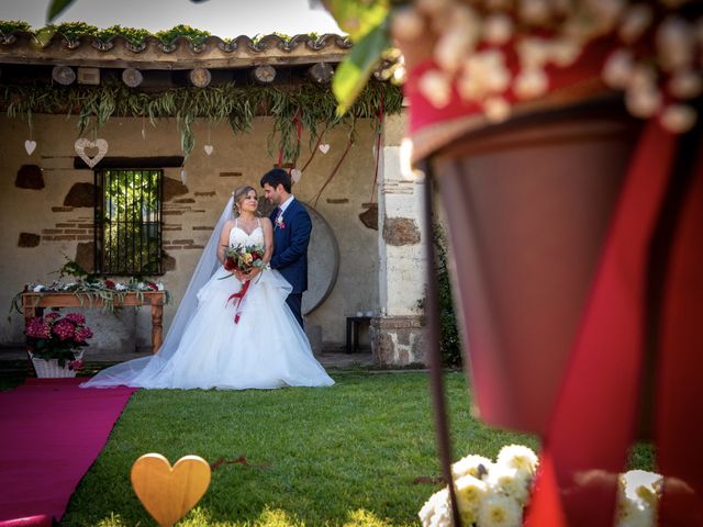 La boda de Miguel y Claudia en Sant Cugat Del Valles, Barcelona 32