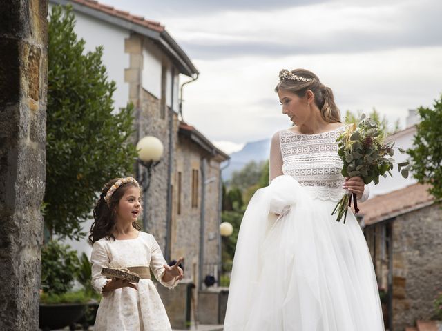 La boda de Laura y Sergio en Escalante, Cantabria 22