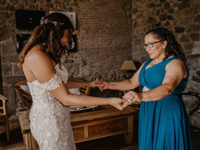 La boda de Carlos y Pilar en Vilanova Del Valles, Barcelona 21