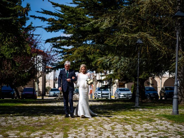 La boda de Alejandro y Belén en San Bernardo, Valladolid 17