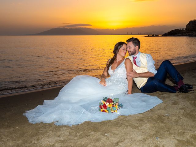 La boda de Antonio y Paula en Málaga, Málaga 1