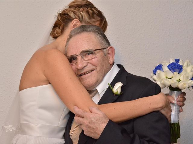 La boda de Cristian y Sonia en Cornella De Llobregat, Barcelona 42