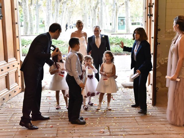 La boda de Cristian y Sonia en Cornella De Llobregat, Barcelona 54