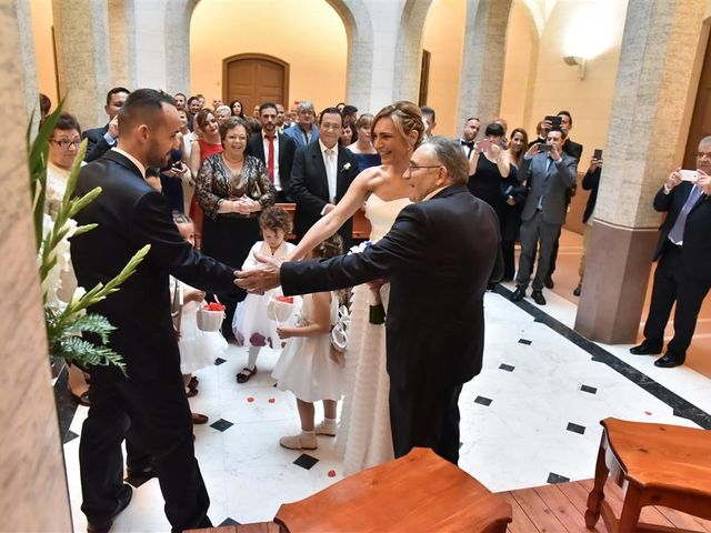 La boda de Cristian y Sonia en Cornella De Llobregat, Barcelona 61