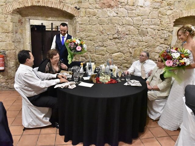 La boda de Cristian y Sonia en Cornella De Llobregat, Barcelona 188