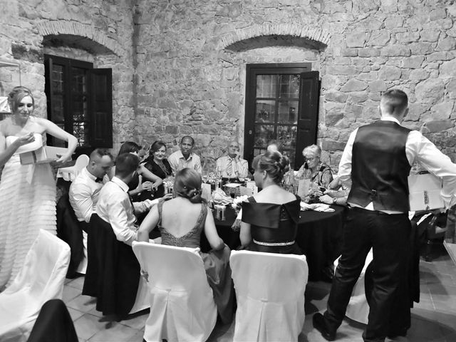 La boda de Cristian y Sonia en Cornella De Llobregat, Barcelona 193
