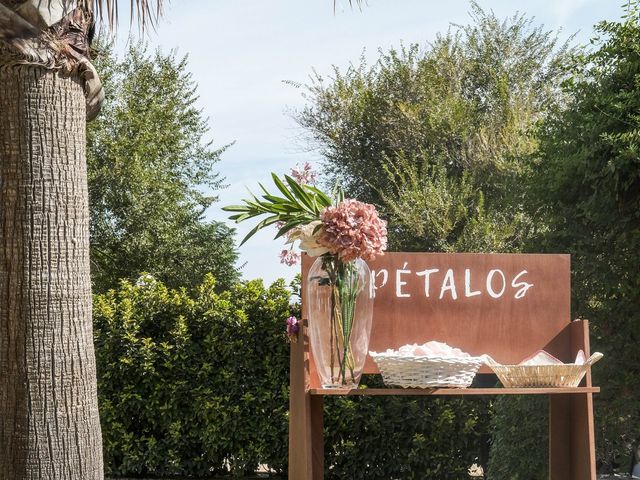 La boda de Alejandro y María en Alcala De Guadaira, Sevilla 16