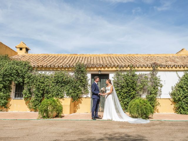 La boda de Alejandro y María en Alcala De Guadaira, Sevilla 21